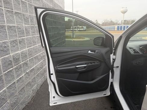 Used 2014 Ford Escape Titanium image 20