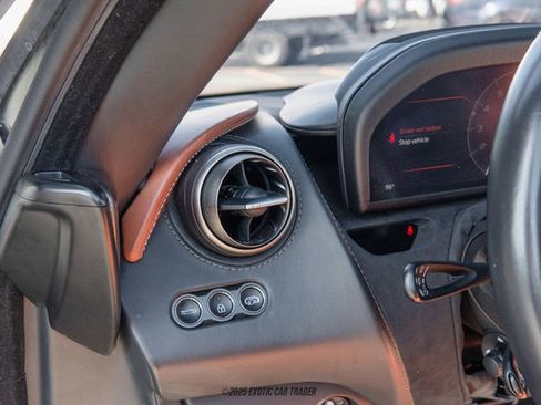 Used 2018 McLaren 720S Luxury image 17