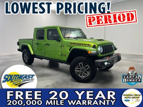 Used 2025 Jeep Gladiator Mojave w/ Convenience Group AWD/4WD image 1