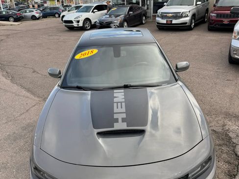 Used 2018 Dodge Charger R/T RWD image 14