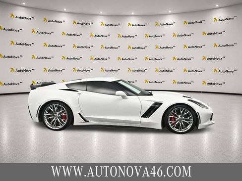 Used 2016 Chevrolet Corvette Z06 w/ 2LZ Preferred Equipment Group RWD image 10