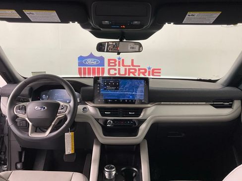 New 2027 Ford Explorer Active w/ Active Comfort Package RWD image 19