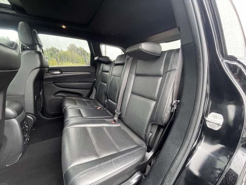 Used 2020 Jeep Grand Cherokee High Altitude AWD/4WD image 13