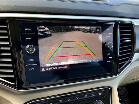 Used 2023 Volkswagen Atlas SE w/ Panoramic Sunroof Package AWD/4WD image 28
