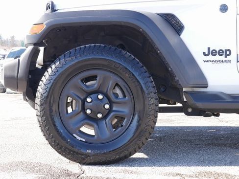 Used 2022 Jeep Wrangler Unlimited Sport image 10