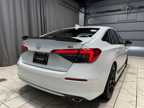 Used 2024 Honda Civic Si image 6