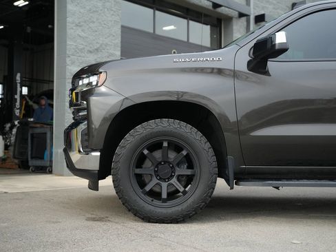 Used 2021 Chevrolet Silverado 1500 LT image 18