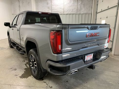 Used 2021 GMC Sierra 1500 AT4 w/ AT4 Preferred Package image 6