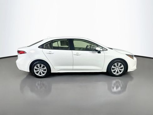 Used 2022 Toyota Corolla LE FWD image 7