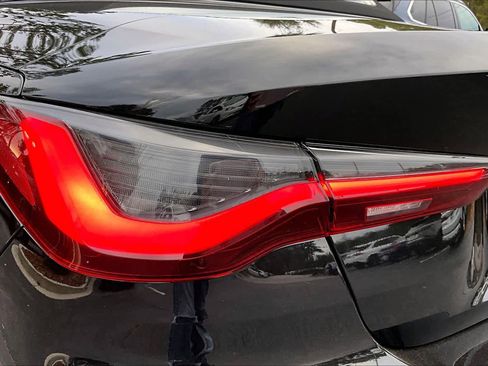 Used 2023 BMW M440i Convertible w/ Premium Package image 27