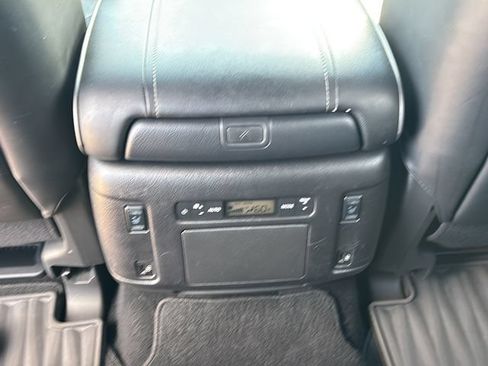 Used 2023 INFINITI QX80 Sensory w/ All-Season Package AWD/4WD image 19