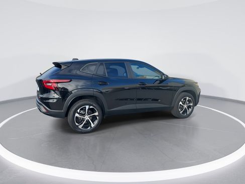 Used 2024 Chevrolet Trax RS image 9