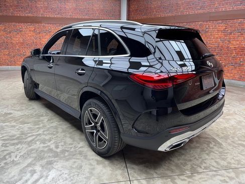 New 2026 Mercedes-Benz GLC 300 GLC 300 image 3