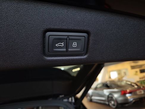 New 2025 Audi Q5 Premium Plus AWD/4WD image 30