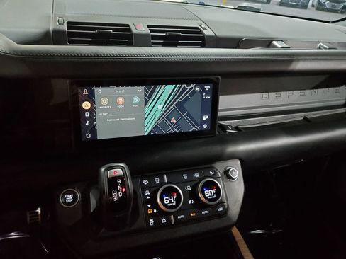 Used 2021 Land Rover Defender 110 X image 32