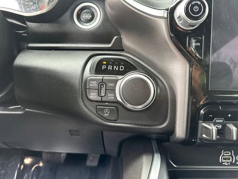 Used 2025 RAM 1500 Big Horn AWD/4WD image 26