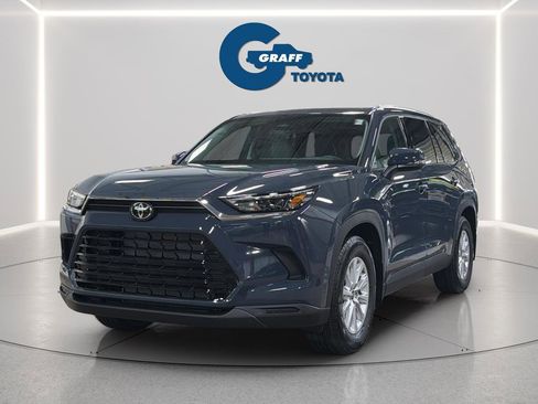 New 2026 Toyota Grand Highlander XLE image 9