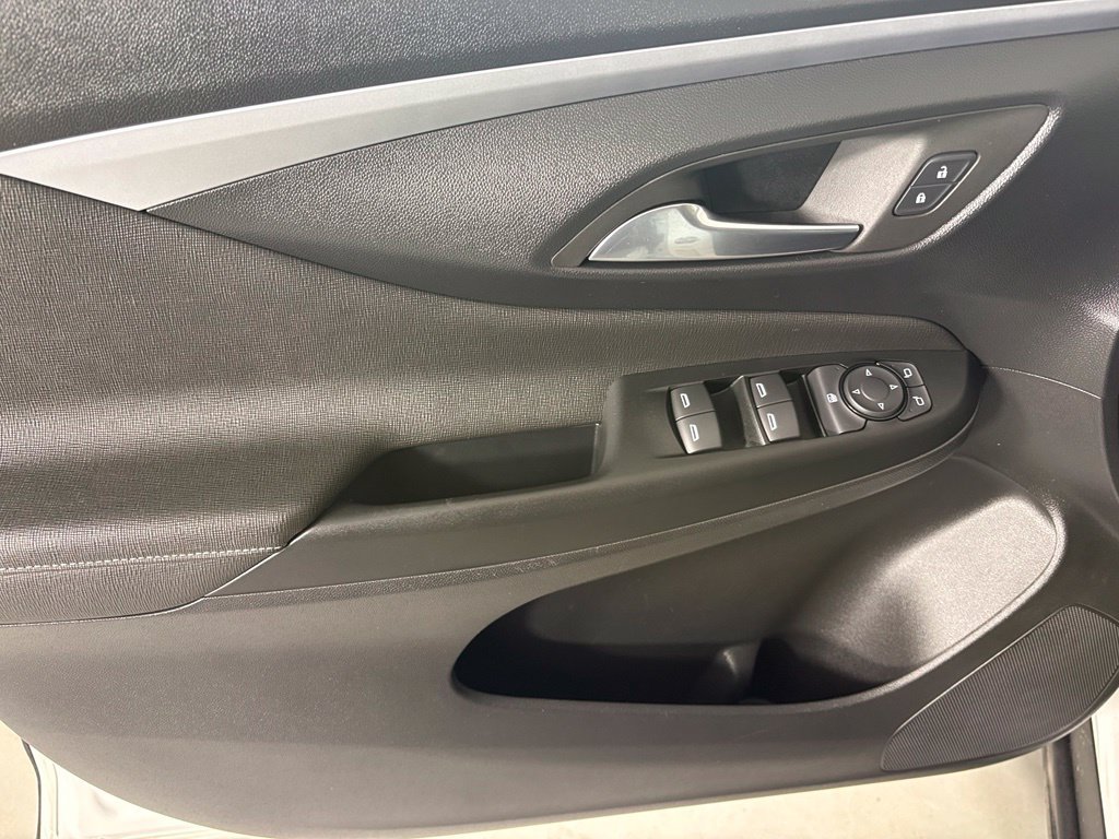 Used 2026 Buick Envista Preferred FWD image 19