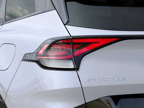 Certified 2025 Kia Sportage SX FWD image 13