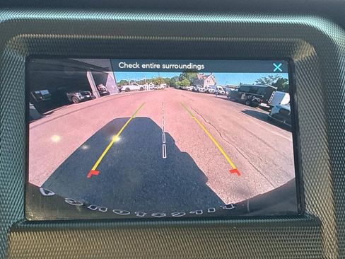 Used 2023 Jeep Wrangler Unlimited AWD/4WD image 33
