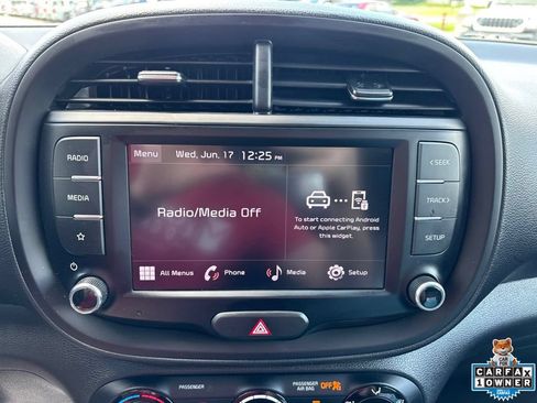 Used 2024 Kia Soul LX w/ Option Group 015 FWD image 58