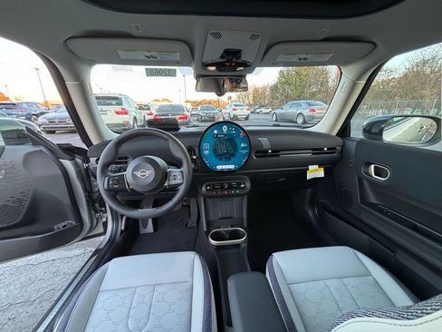 New 2025 MINI Cooper 2-Door Hardtop image 13