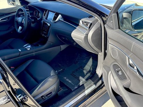 New 2025 INFINITI QX50 Pure image 24