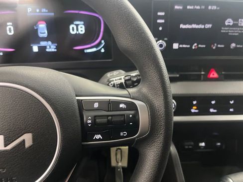 Certified 2024 Kia Sportage LX image 19
