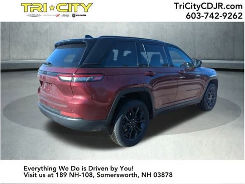 New 2025 Jeep Grand Cherokee Limited image 5