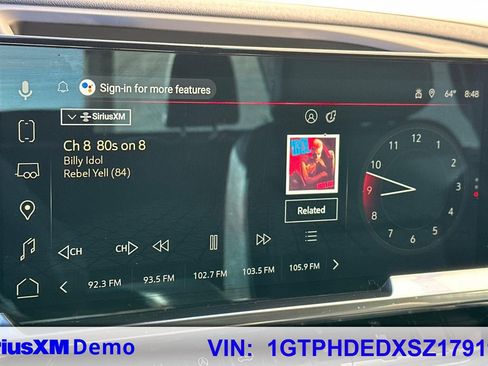 Certified 2025 GMC Sierra 1500 SLT image 38