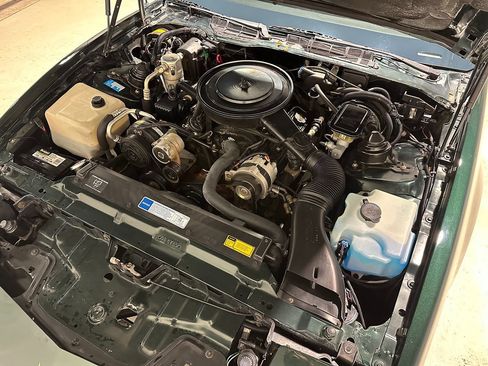 Used 1992 Pontiac Firebird Convertible RWD image 5