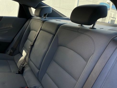 Used 2021 Chevrolet Malibu LT image 39