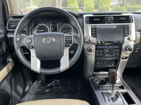 Used 2023 Toyota 4Runner Limited image 13