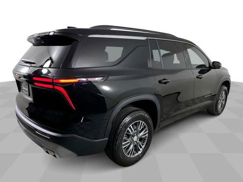 New 2026 Chevrolet Traverse LT w/ Driver Confidence Package FWD image 9