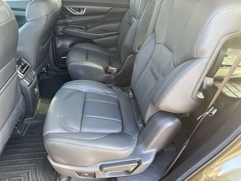 Used 2025 Subaru Ascent Limited w/ Popular Package #2 AWD/4WD image 14