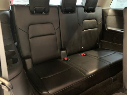 Used 2024 Nissan Pathfinder SL AWD/4WD image 49