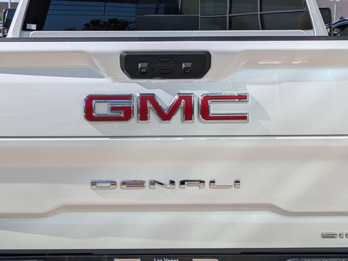 Used 2021 GMC Sierra 2500 Denali w/ Denali Ultimate Package AWD/4WD image 27