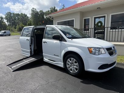 Used 2019 Dodge Grand Caravan SE w/ Power Convenience Group I