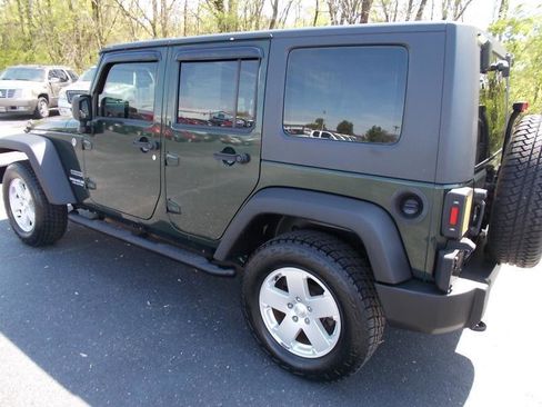 Used 2010 Jeep Wrangler Unlimited Sport AWD/4WD image 5