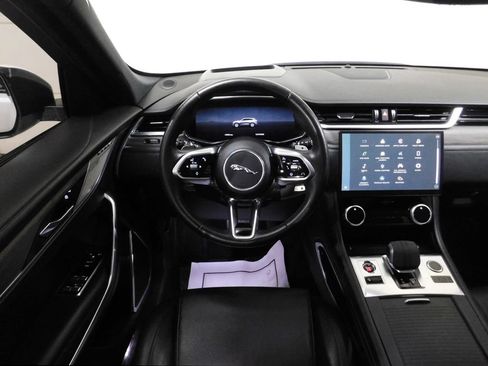 Used 2023 Jaguar F-PACE S AWD/4WD image 32