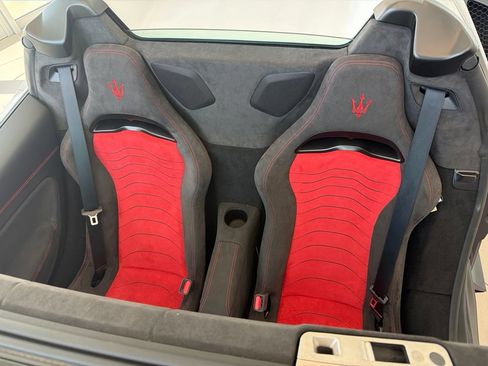 Used 2023 Maserati MC20 Spyder RWD image 19