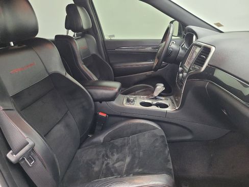 Used 2017 Jeep Grand Cherokee Trailhawk image 21