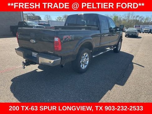 Used 2014 Ford F250 Lariat w/ Lariat Interior Package image 23