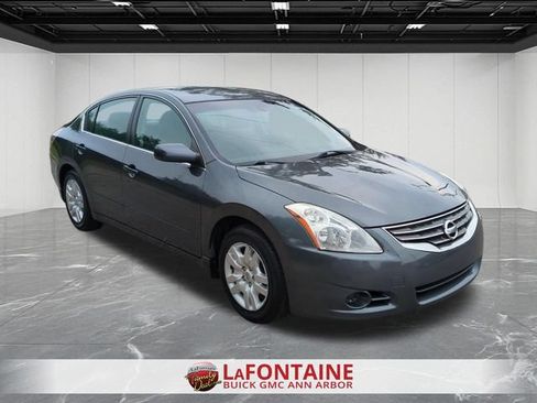 Used 2012 Nissan Altima 2.5 S FWD image 3