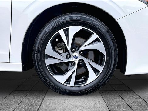 Used 2021 Subaru Legacy w/ Alloy Wheel Package AWD/4WD image 8