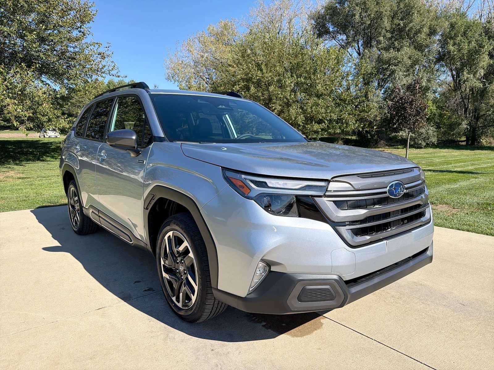 New 2026 Subaru Forester Touring AWD/4WD image 8