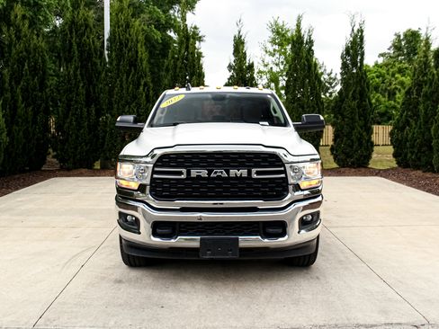 Used 2022 RAM 2500 Big Horn w/ Level A Equipment Group AWD/4WD image 3
