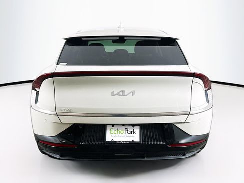 Used 2024 Kia EV6 Wind RWD image 7