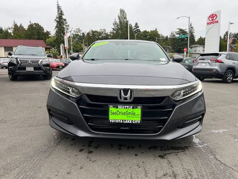 Used 2019 Honda Accord LX image 2