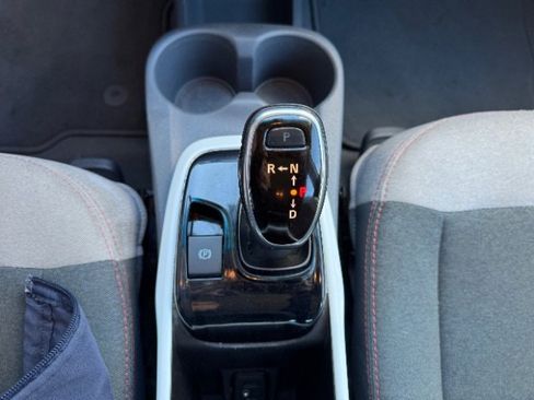 Used 2019 Chevrolet Bolt LT image 30